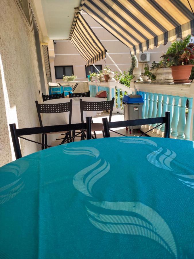 Vila Cikaj Hotell Durrës Exteriör bild